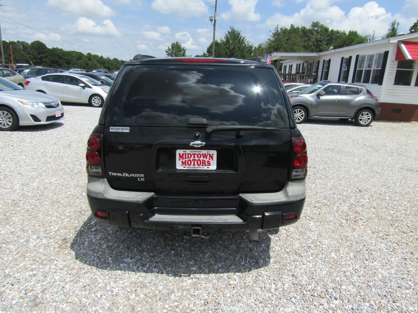 2007 Black /Black Chevrolet TrailBlazer LS1 2WD (1GNDS13S472) with an 4.2L L6 DOHC 24V engine, Automatic transmission, located at 15016 S Hwy 231, Midland City, AL, 36350, (334) 983-3001, 31.306210, -85.495277 - Photo#6